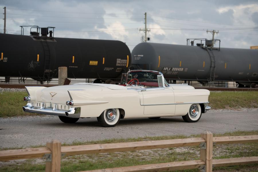  Cadillac Eldorado 1955 года  (фото 30 из 31)